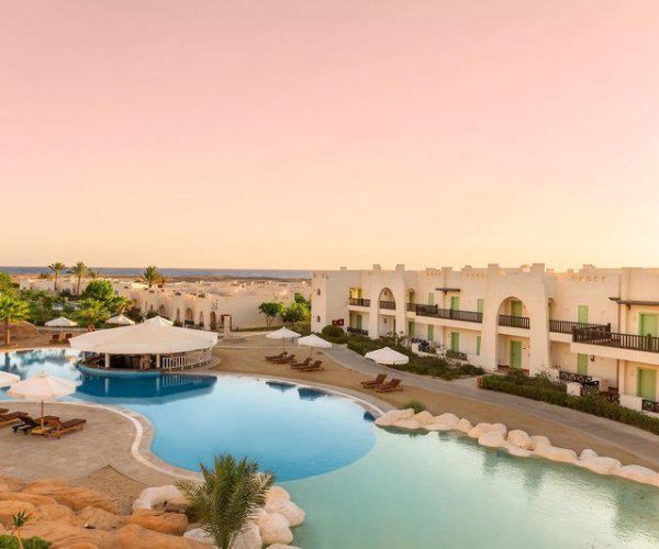 Hilton Marsa Alam Nubian in Marsa Alam de zwembaden van het resort