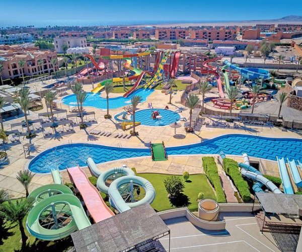 Jaz Lamaya Resort in Marsa Alam het waterpark overzicht