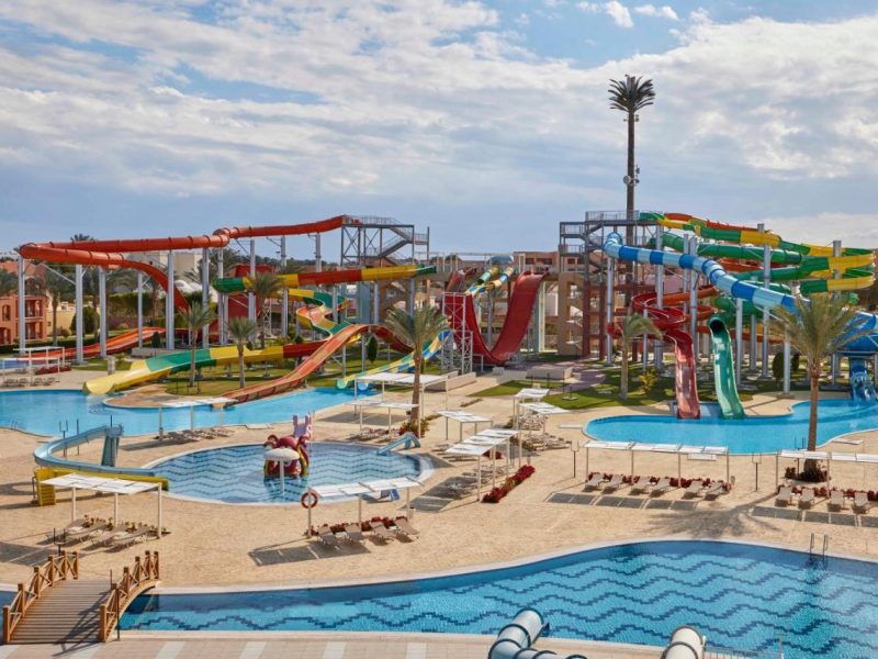 Jaz Solaya in Marsa Alam glijbanen overzicht van het waterpark