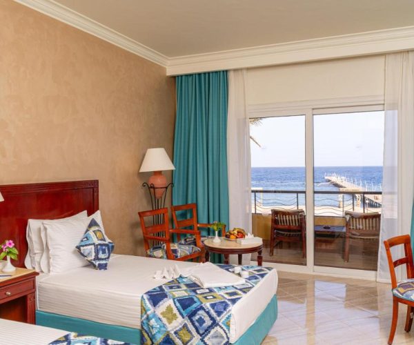 Malikia Resort Abu Dabbab in Marsa Alam de kamer met zeezicht