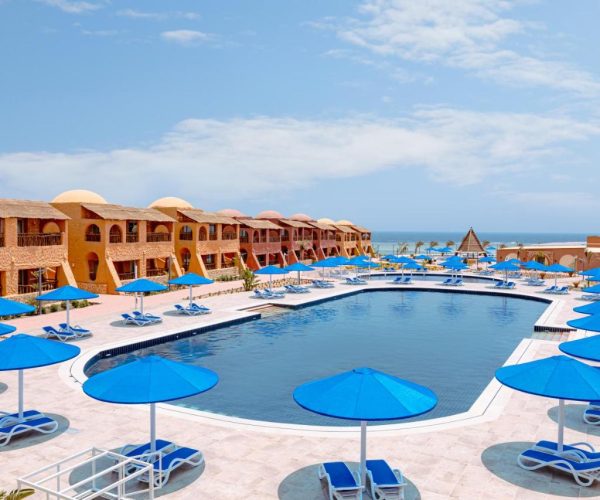 Pickalbatros Villaggio Resort Portofino in Marsa Alam het zwembaden overzicht