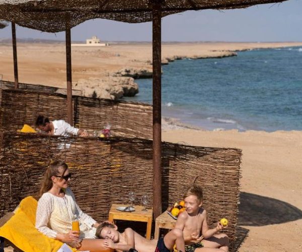 Three Corners Sea Beach Resort in Marsa Alam bij het strand met de familie